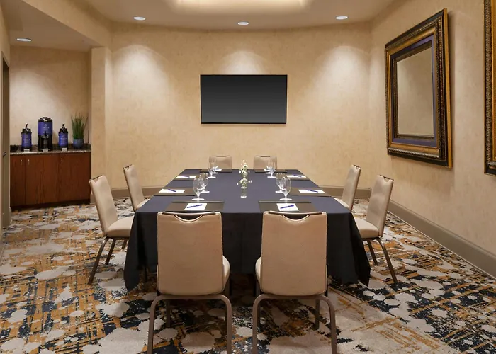 Delta Hotels By Marriott Phoenix Mesa