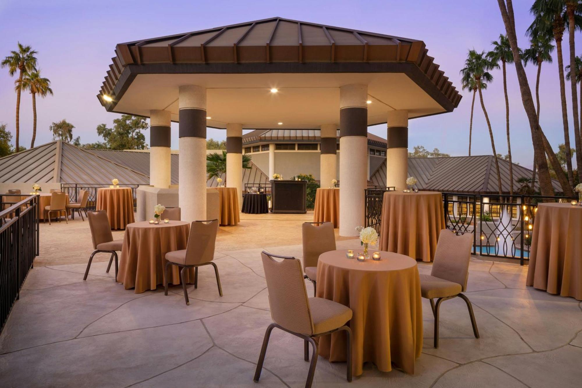 Delta By Marriott Phoenix Hotel
