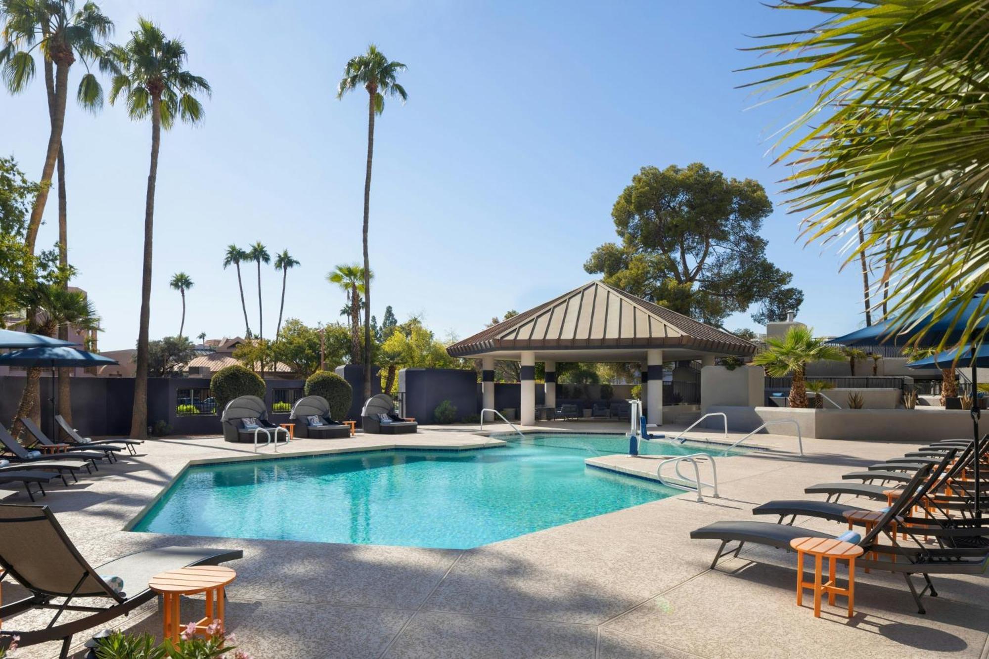 Hotel Delta By Marriott Phoenix 3*